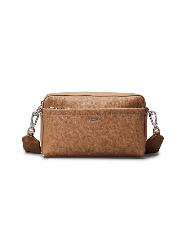 Calvin Klein Calvin Klein Torba preko ramena 'MUST'  višnja