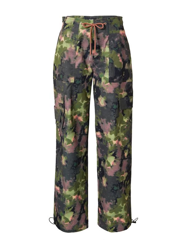 Nasty Gal Nasty Gal Cargo hlače  zelena / kaki / tamno zelena