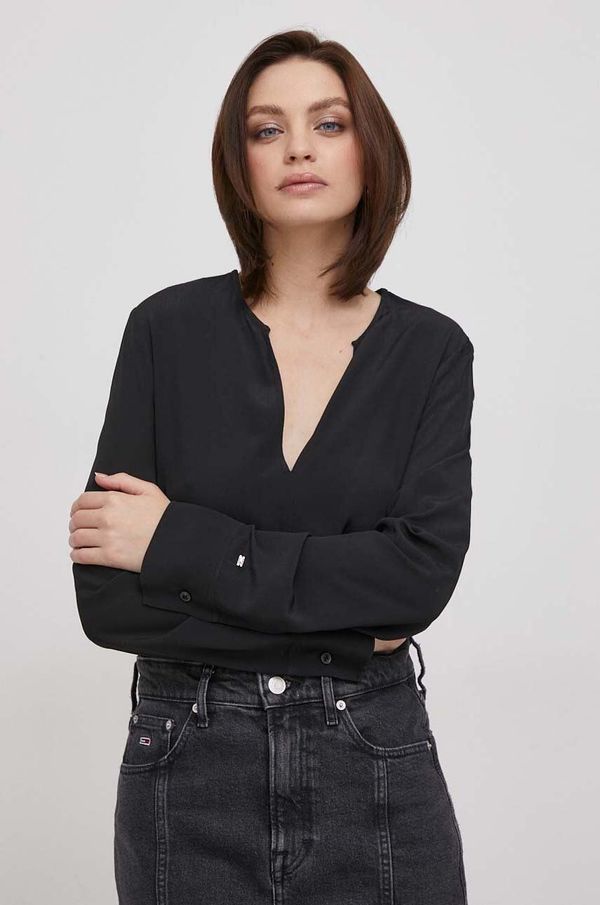 Tommy Hilfiger Bluza Tommy Hilfiger za žene, boja: crna, bez uzorka