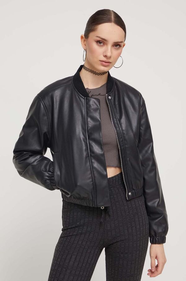 Abercrombie & Fitch Bomber jakna Abercrombie & Fitch za žene, boja: crna, za prijelazno razdoblje