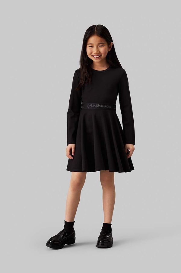 Calvin Klein Jeans Dječja haljina Calvin Klein Jeans boja: crna, mini, širi se prema dolje, IG0IG02666