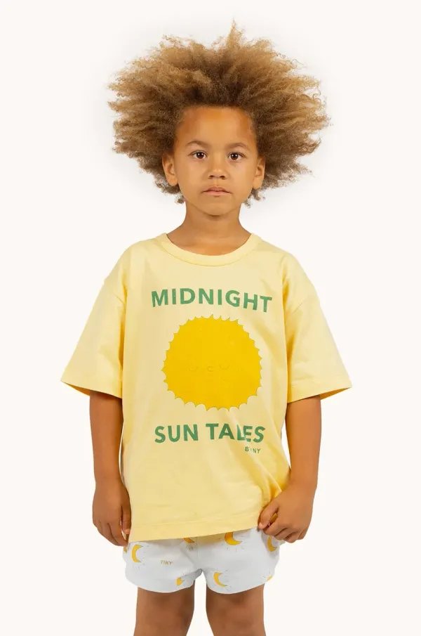 Tinycottons Dječja pamučna majica kratkih rukava Tinycottons SUN TALES GRAPHIC TEE boja: žuta, s tiskom, SS25-089