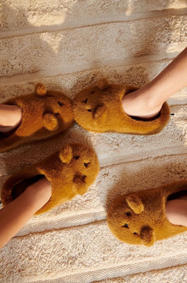 Liewood Dječje papuče Liewood Aviaja Bear Slippers boja: smeđa, LW19587