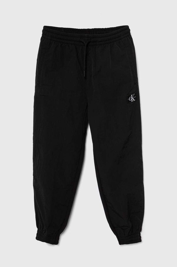 Calvin Klein Jeans Dječji donji dio trenirke Calvin Klein Jeans boja: crna, bez uzorka
