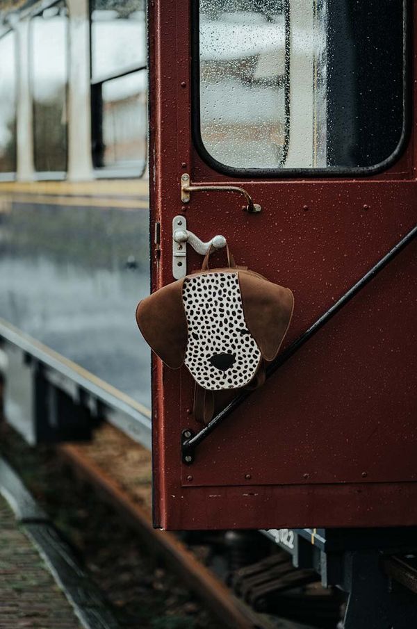 Donsje Dječji kožni ruksak Donsje Kapi Exclusive Backpack Dalmatian boja: smeđa, mali, 5005123