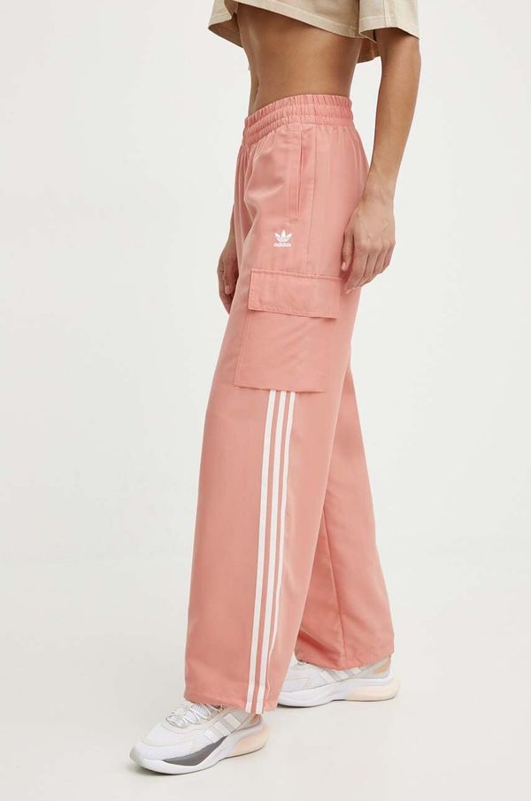 adidas Originals Donji dio trenirke adidas Originals boja: ružičasta, s aplikacijom, IZ0715