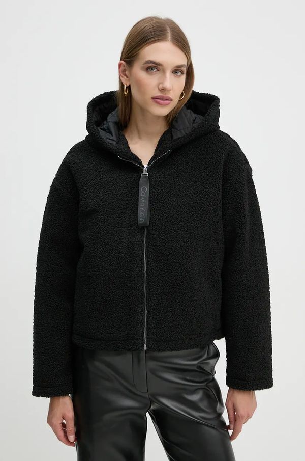 Calvin Klein Jeans Dukserica od flisa Calvin Klein Jeans boja: crna, s kapuljačom, bez uzorka, J20J224130