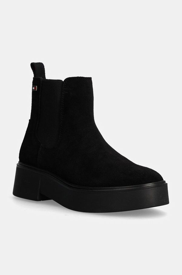 Tommy Hilfiger Gležnjače od brušene kože Tommy Hilfiger MINIMAL SUEDE CHELSEA FLAG za žene, boja: crna, s platformom, FW0FW08303