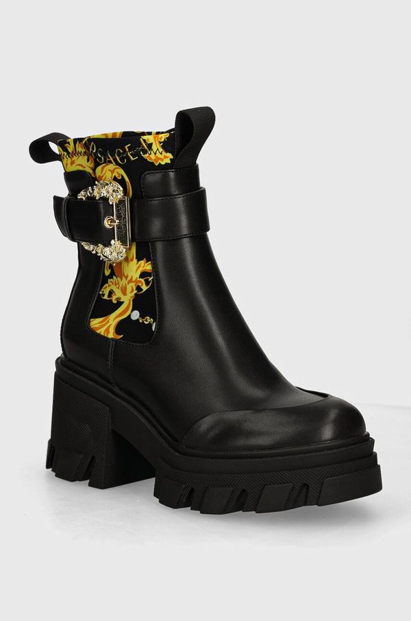 Versace Jeans Couture Gležnjače Versace Jeans Couture Sophie za žene, boja: crna, s debelom potpeticom, 77VA3S84 ZS867 G89