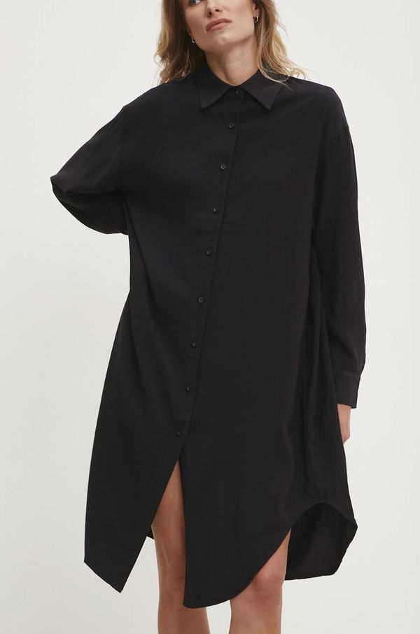 Answear Lab Haljina Answear Lab boja: crna, maxi, oversize