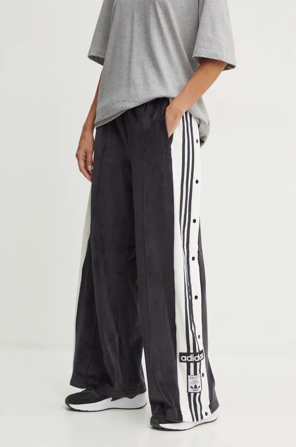 adidas Originals Hlače adidas Originals Adibreak Velour Track Pant za žene, boja: crna, s uzorkom, IW5586