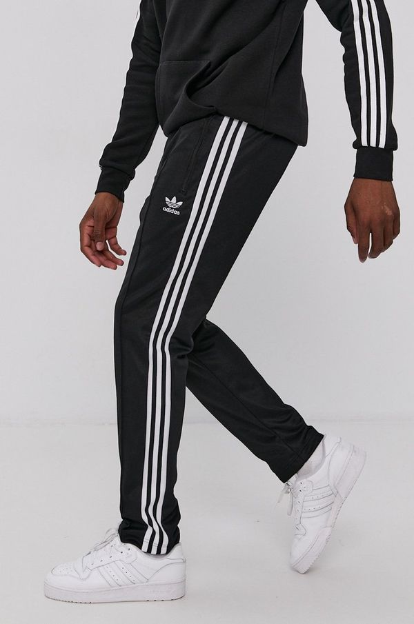 adidas Originals Hlače adidas Originals za muškarce, boja: crna, H09115-BLACK