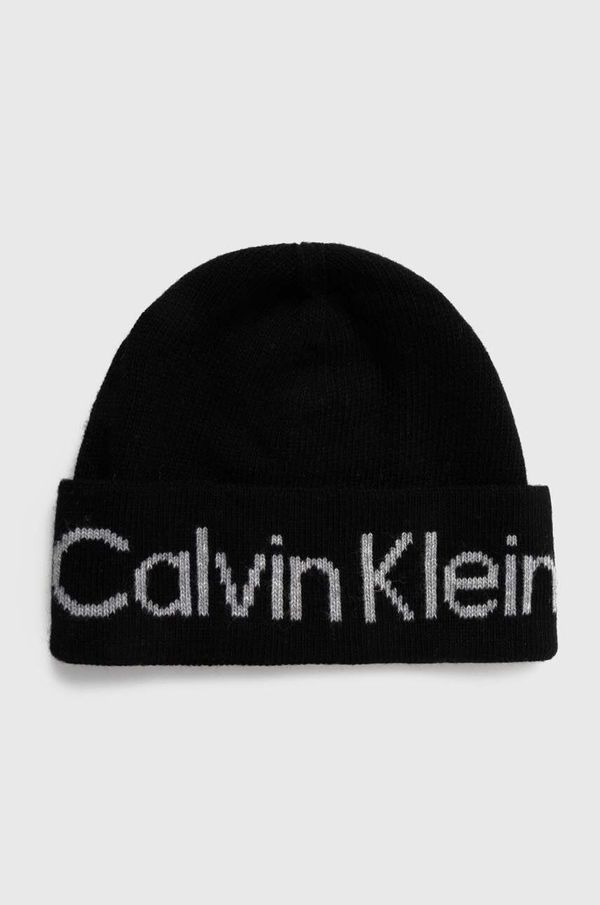 Calvin Klein Kapa s dodatkom vune Calvin Klein boja: crna