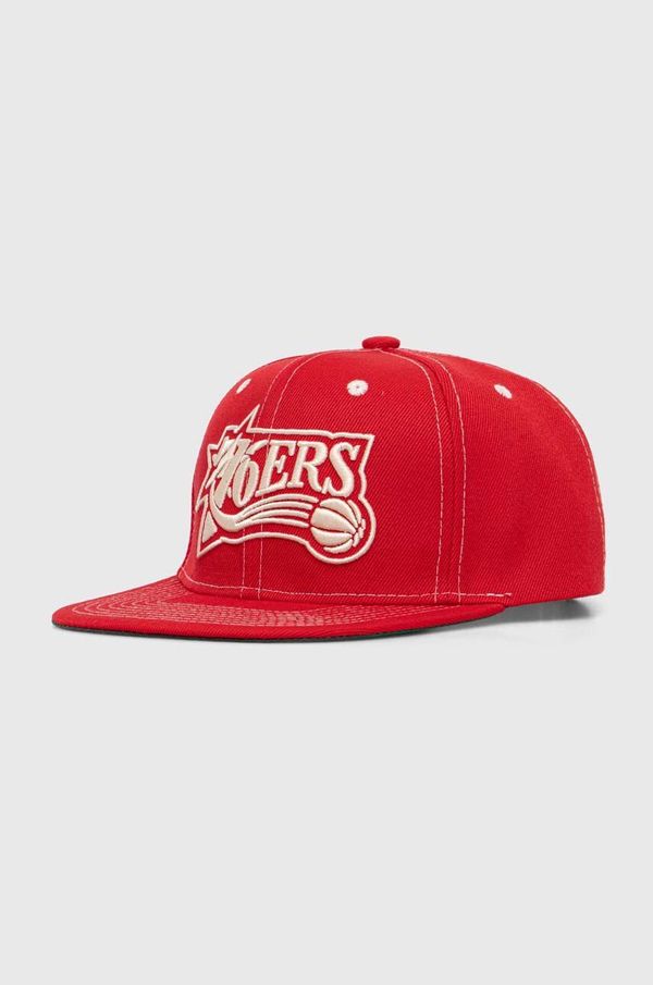 Mitchell&Ness Kapa sa šiltom Mitchell&Ness NBA PHILADELPHIA 76ERS boja: crvena, s aplikacijom