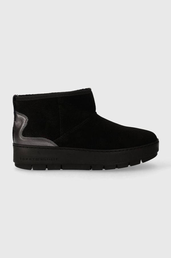 Tommy Hilfiger Kožne cipele za snijeg Tommy Hilfiger METALLIC SUEDE SNOWBOOT boja: crna, FW0FW07850