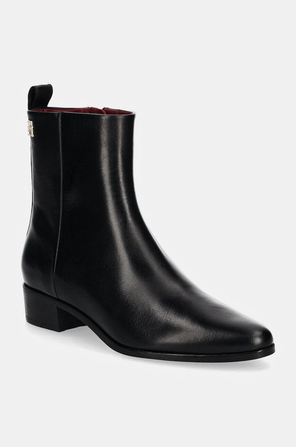 Tommy Hilfiger Kožne gležnjače Tommy Hilfiger LOW COWBOY FLAT LEATHER za žene, boja: crna, ravni potplat, FW0FW08103