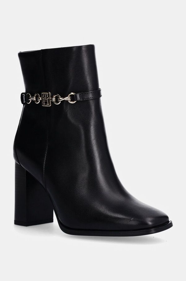 Tommy Hilfiger Kožne gležnjače Tommy Hilfiger TH CHAIN HIGH HEEL BOOTIE za žene, boja: crna, s debelom potpeticom, FW0FW08241
