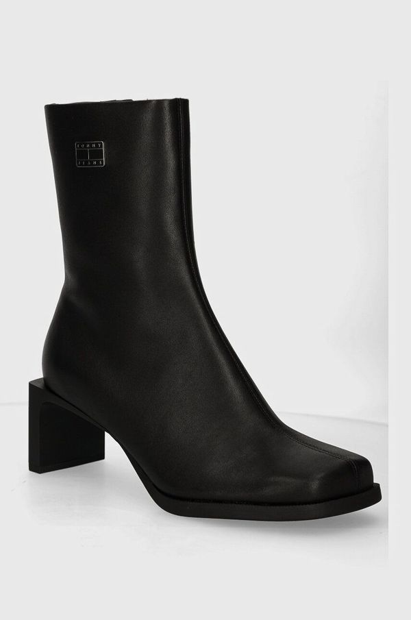 Tommy Jeans Kožne gležnjače Tommy Jeans THE SOHO BOOT za žene, boja: crna, s debelom potpeticom, EN0EN02682