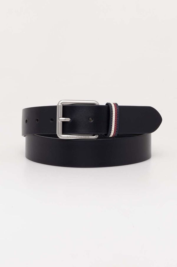 Tommy Hilfiger Kožni remen Tommy Hilfiger za muškarce, boja: tamno plava