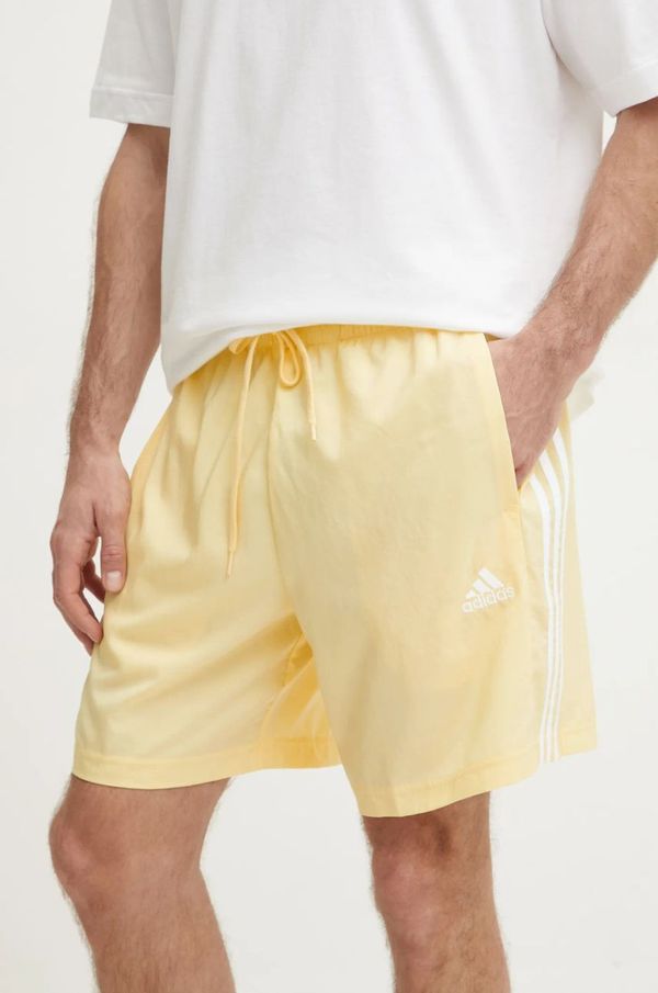 adidas Kratke hlače adidas Essentials Chelsea za muškarce, boja: žuta, IW7662