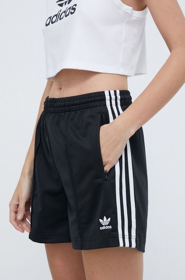 adidas Originals Kratke hlače adidas Originals za žene, boja: crna, s aplikacijom, visoki struk