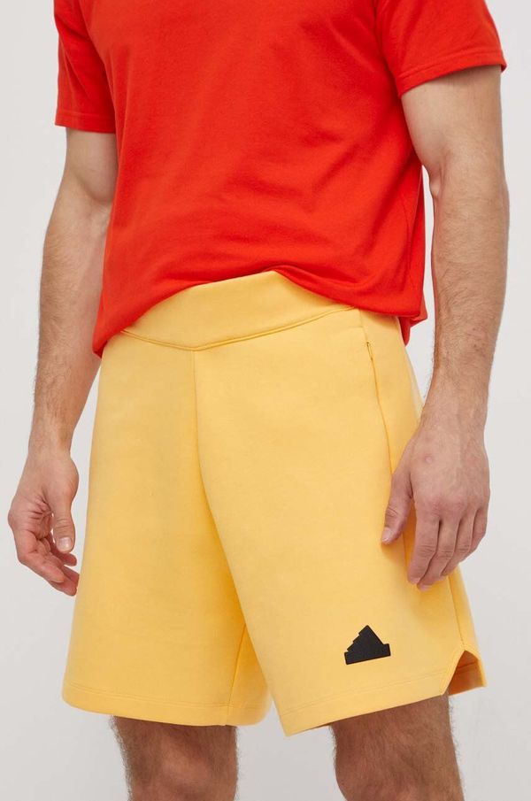 adidas Kratke hlače adidas Z.N.E za muškarce, boja: žuta, IR5235