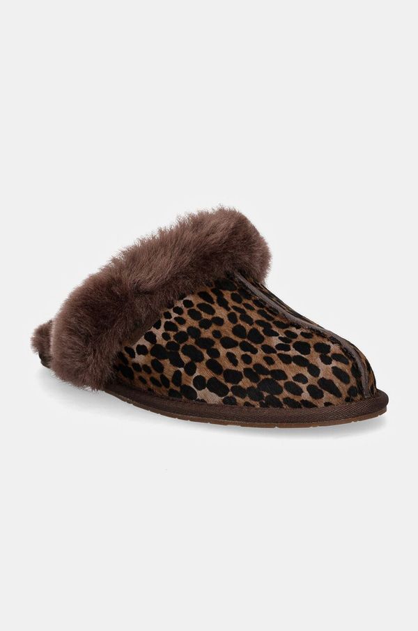 Ugg Kućne papuče UGG Scuffette Caspian boja: smeđa, 1158352-BCDR