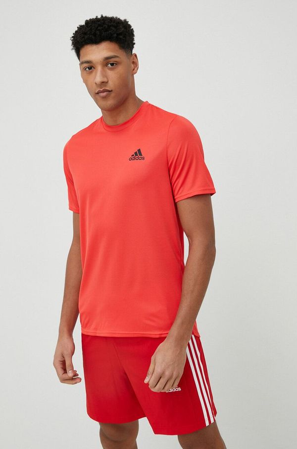 adidas Performance Majica kratkih rukava za trening adidas Performance Designed for Movement boja: crvena, jednobojni model