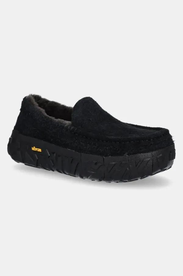 Ugg Mokasinke od brušene kože UGG Ascot Wrap Tech za muškarce, boja: crna, 1167670-BLK
