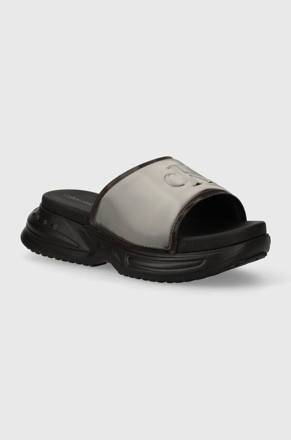 Calvin Klein Jeans Natikače Calvin Klein Jeans CHUNKY COMF SLIDE MG MR MET za žene, boja: crna, s platformom, YW0YW01512