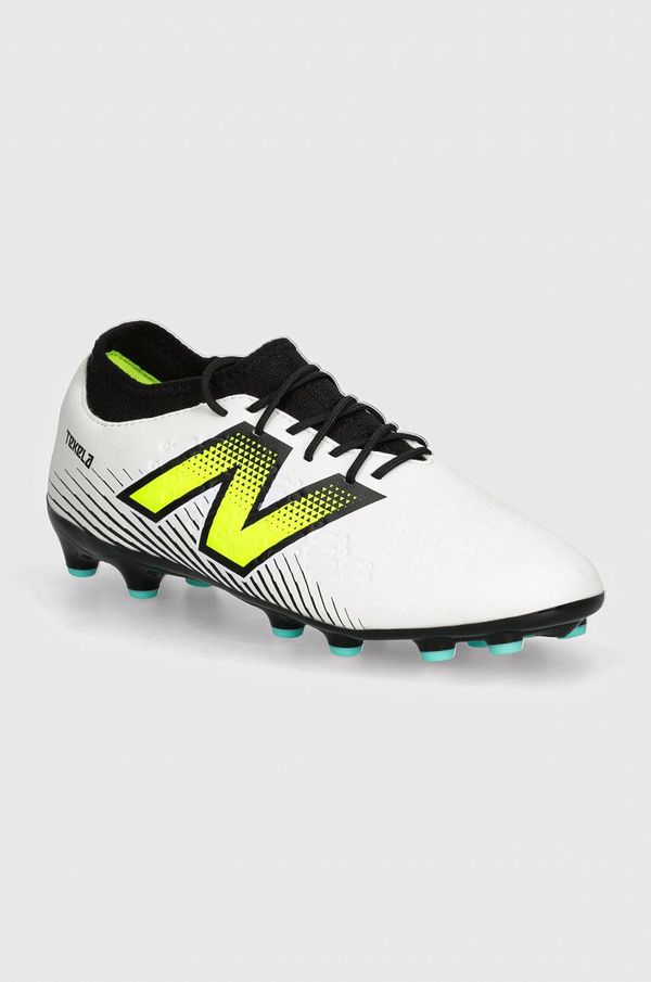 New Balance Nogometne tenisice New Balance korki Tekela Magique Ag V4+ boja: bijela, ST3AH45