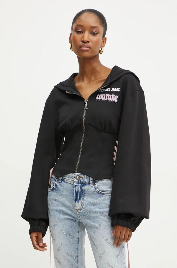 Versace Jeans Couture Pamučna dukserica Versace Jeans Couture za žene, boja: crna, s kapuljačom, s tiskom, 77HAI304 F0010