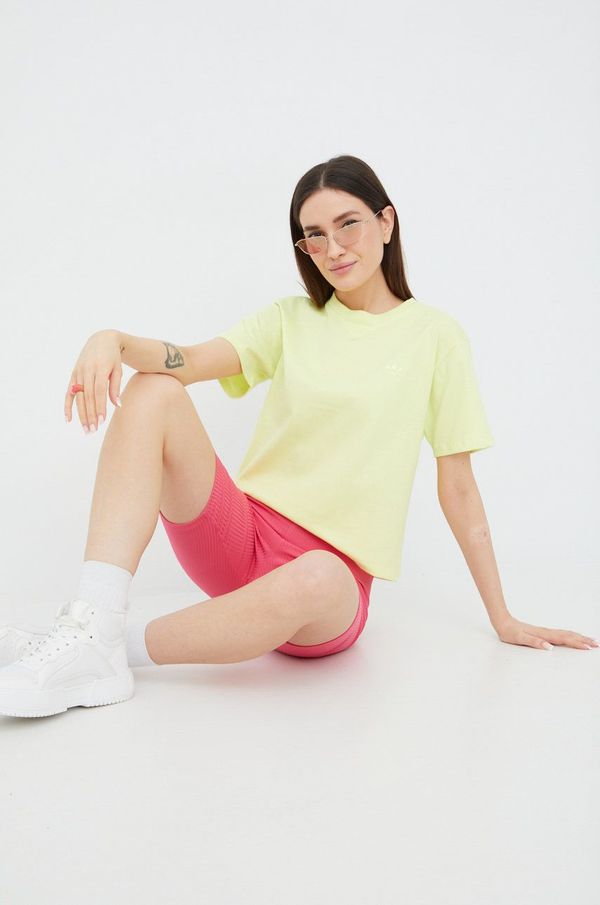 adidas Originals Pamučna majica adidas Originals Trefoil Moments boja: zelena, HE6891-PULYEL