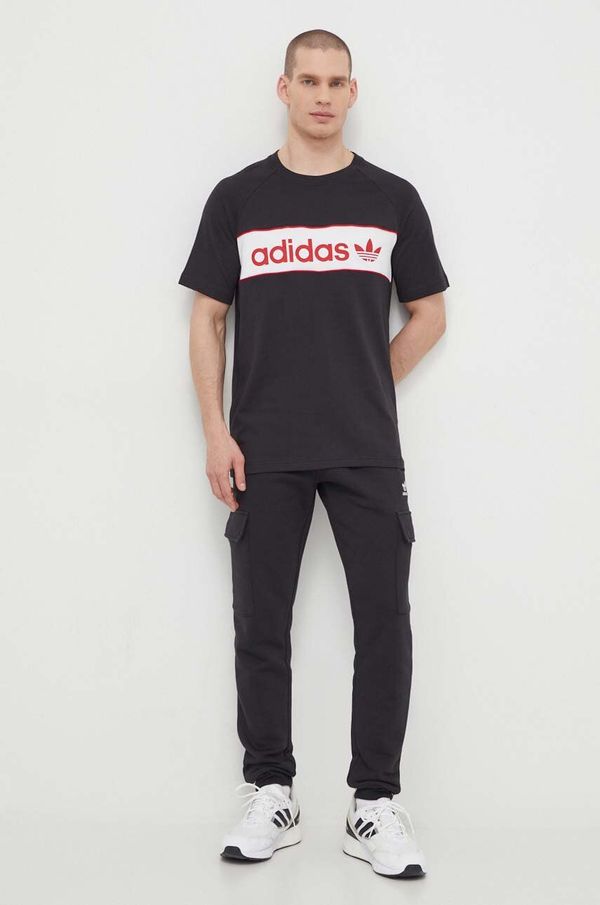 adidas Originals Pamučna majica adidas Originals za muškarce, boja: crna, s tiskom
