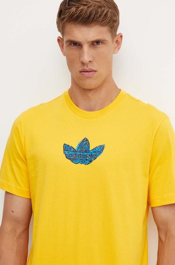 adidas Originals Pamučna majica adidas Originals za muškarce, boja: žuta, s tiskom, IZ2572