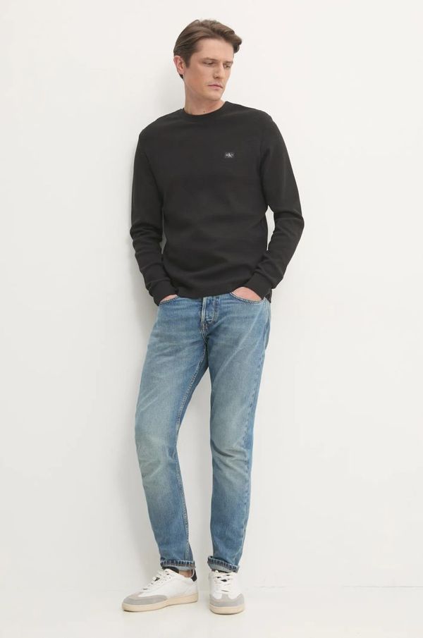 Calvin Klein Jeans Pamučna majica dugih rukava Calvin Klein Jeans boja: crna, bez uzorka, J30J327117