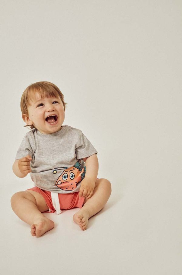 Zippy Pamučna majica kratkih rukava za bebe zippy boja: siva, s tiskom