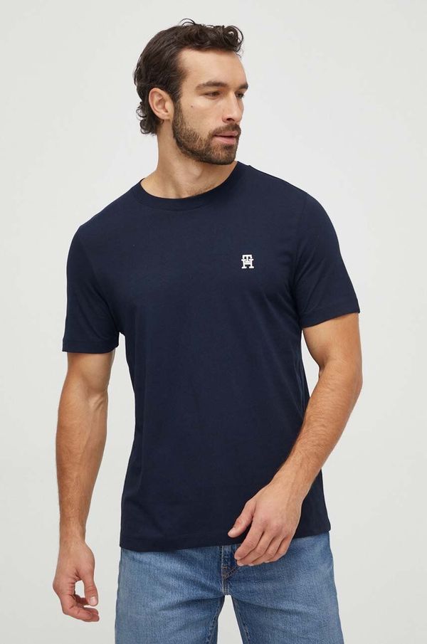 Tommy Hilfiger Pamučna majica Tommy Hilfiger za muškarce, boja: tamno plava, s aplikacijom, MW0MW33987