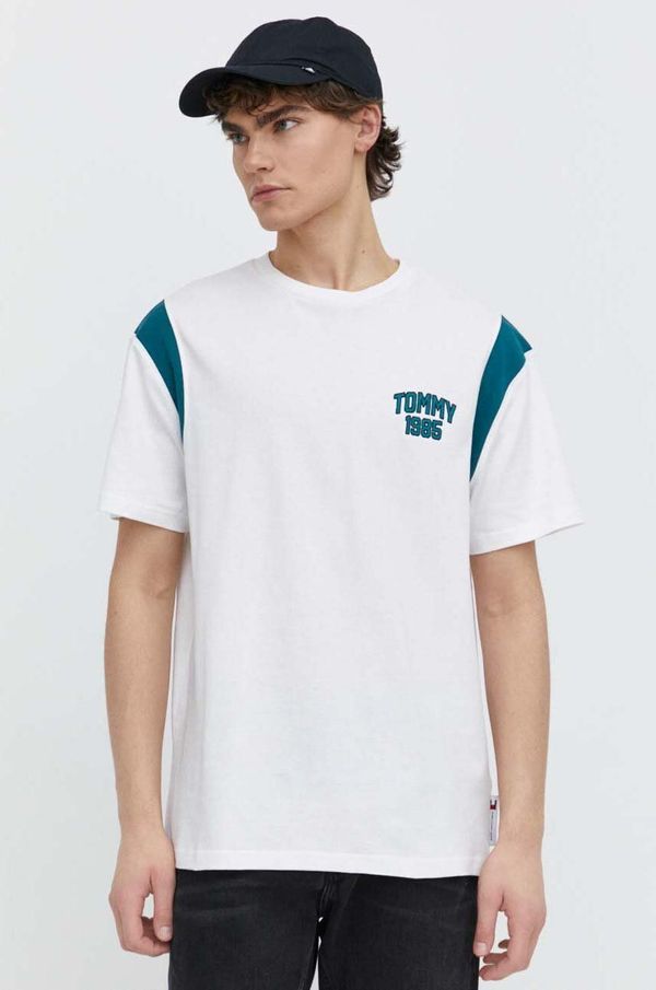 Tommy Jeans Pamučna majica Tommy Jeans za muškarce, boja: bijela, s uzorkom, DM0DM18661