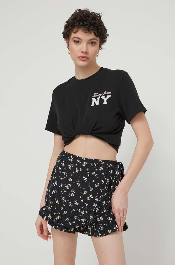 Tommy Jeans Pamučna majica Tommy Jeans za žene, boja: crna