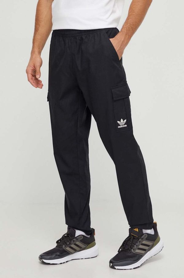 adidas Originals Pamučne hlače adidas Originals boja: crna, cargo kroj