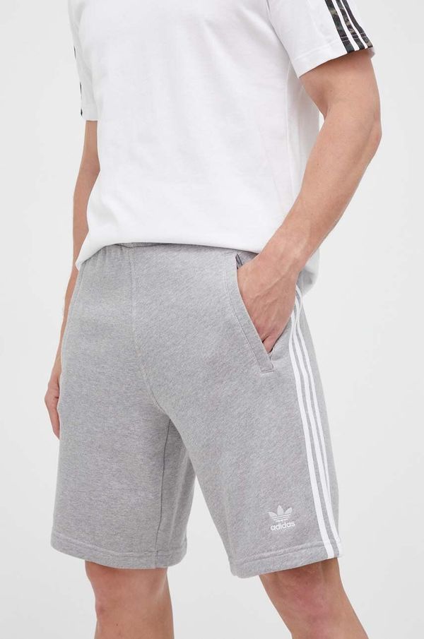 adidas Originals Pamučne kratke hlače adidas Originals Adicolor Classics 3-Stripes Sweat Shorts boja: siva, IA6354-grey