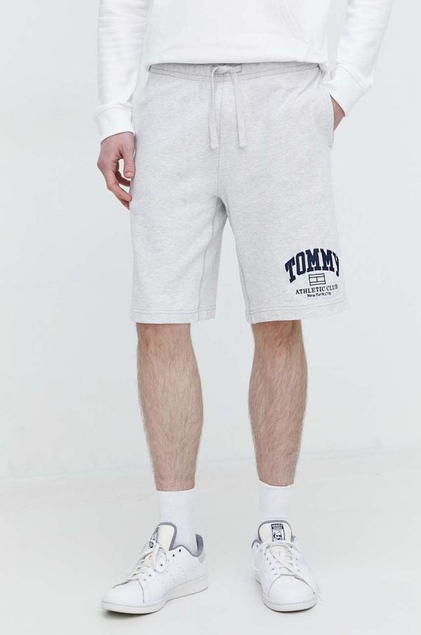 Tommy Jeans Pamučne kratke hlače Tommy Jeans boja: siva