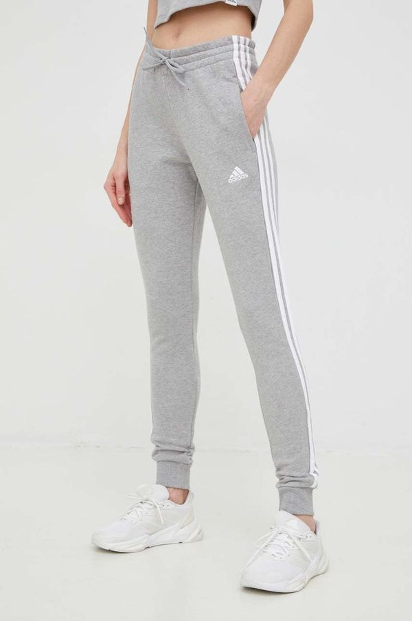 adidas Pamučni donji dio trenirke adidas za žene, boja: siva, s aplikacijom