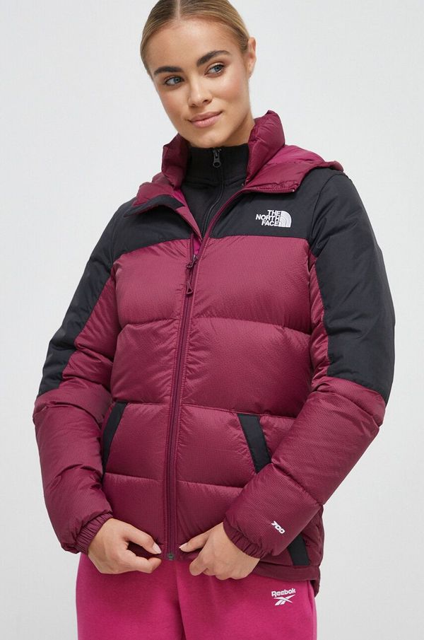 The North Face Pernata jakna The North Face za žene, boja: bordo, za zimu