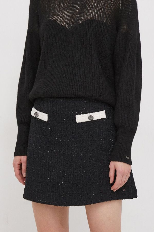 Tommy Hilfiger Suknja Tommy Hilfiger boja: crna, mini, širi se prema dolje