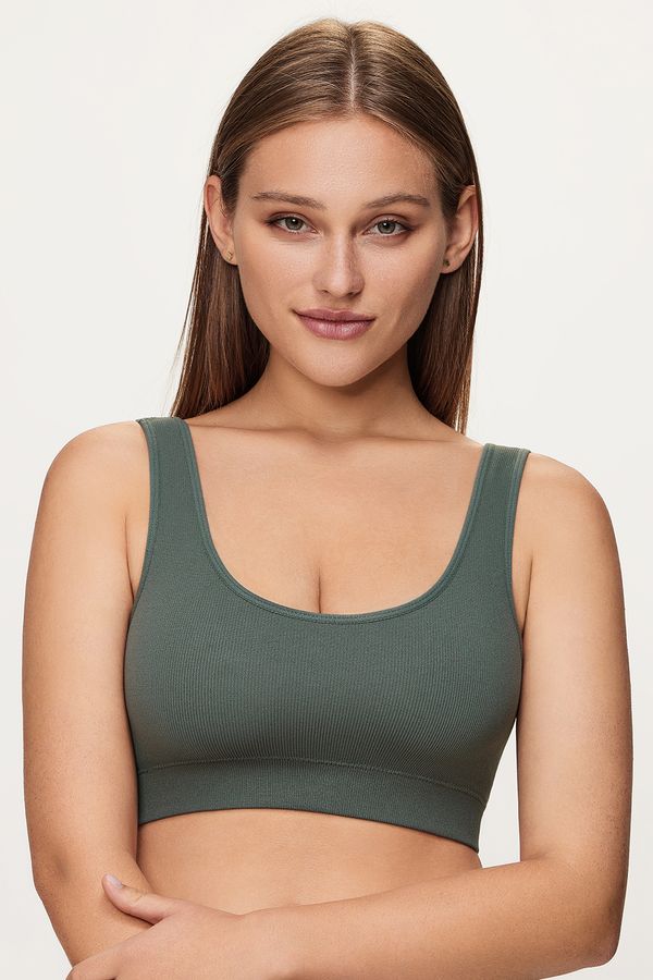 Dorina Grudnjak top Flo