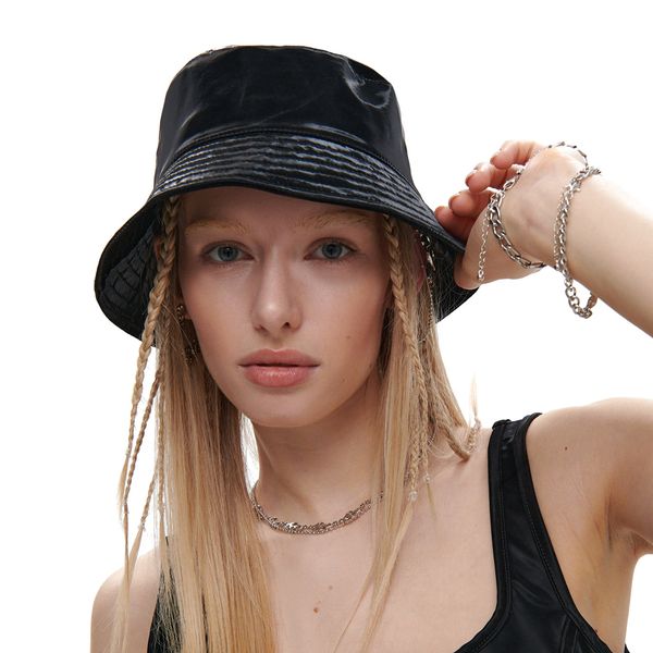 Cropp Cropp - Bucket šešir - crno