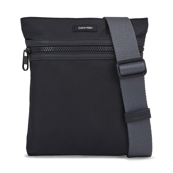 Calvin Klein Crossover torbica Calvin Klein Ck Essential K50K511635 Ck Black BEH