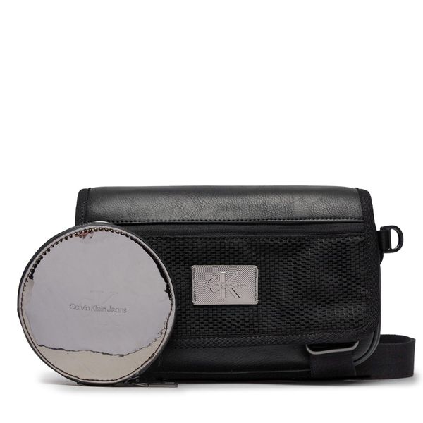 Calvin Klein Jeans Crossover torbica Calvin Klein Jeans Tagged Flap Camera Bag22 K50K511386 Black BEH